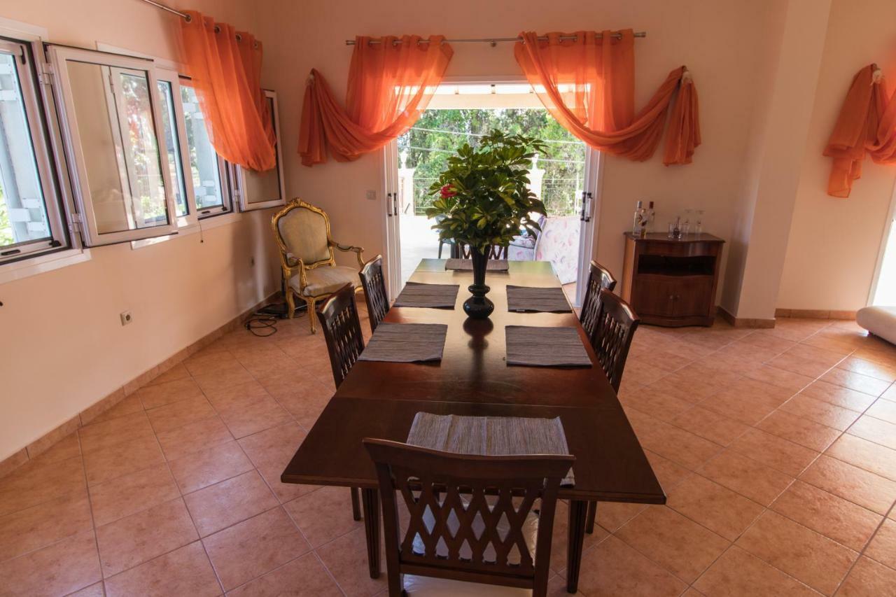 Traditional Fishing Village Apartments Mpoukaris Ngoại thất bức ảnh